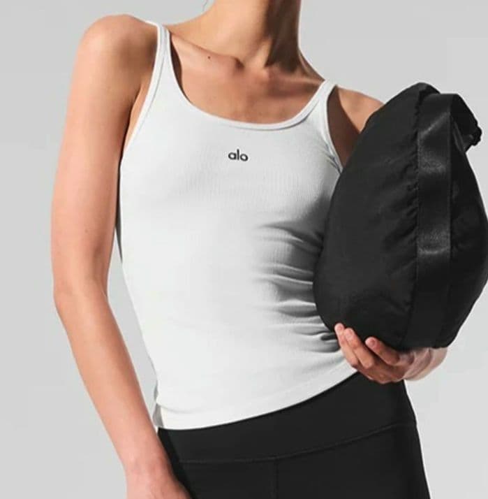 【美品】Alo yoga タンクトップ XS