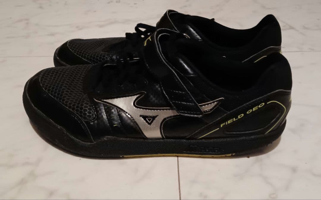 ミズノ 砲丸投げシューズ