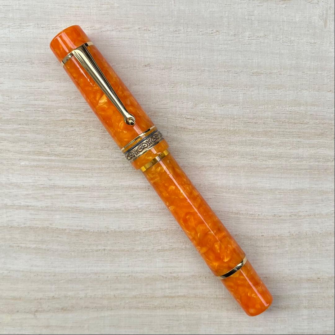 デルタ ドルチェビータ オーロ バーメイル ピストンフィリング 万年筆 字幅 F