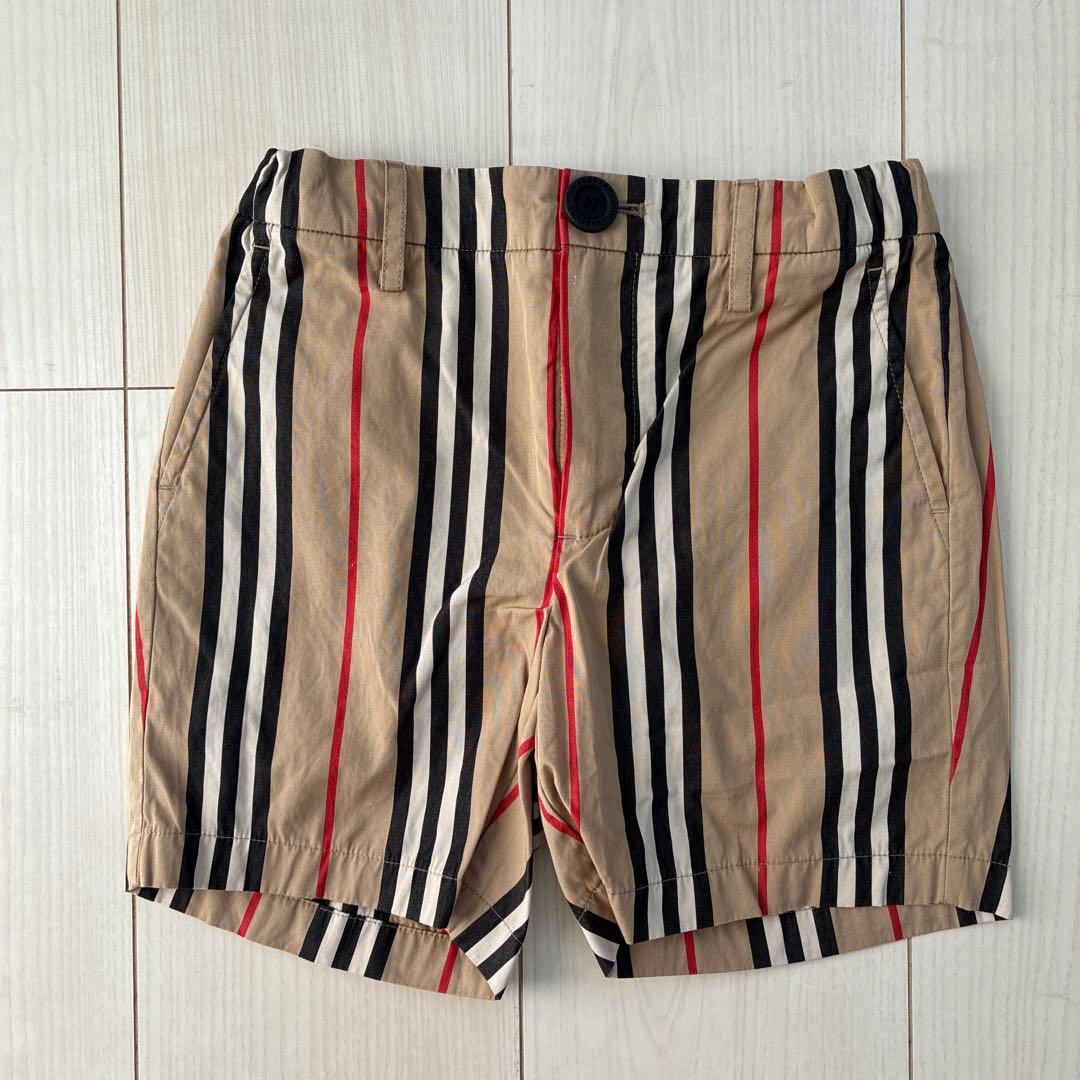 ご先約者様　バーバリー　Tシャツ　スウェットパンツ　ショートパンツ　水着　6Y