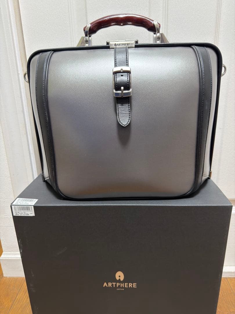 ARTPHERE ビジネスバッグ グレー