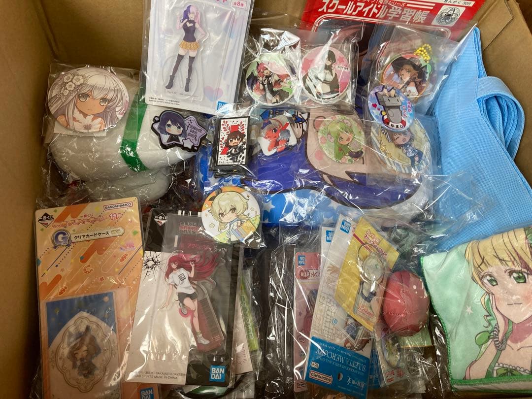 美少女系　漫画・アニメ雑貨　まとめ売り　110サイズ