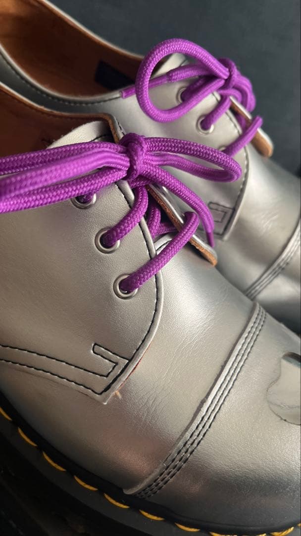 【美品】Dr. Martens Madame シルバー ローファー