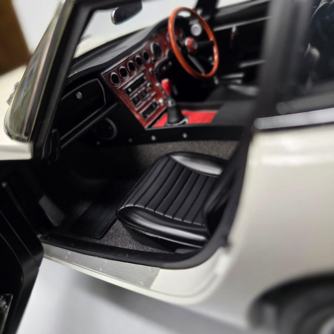 デアゴスティーニ トヨタ2000GT 1/10 スケール 完成品 ジャンク扱い