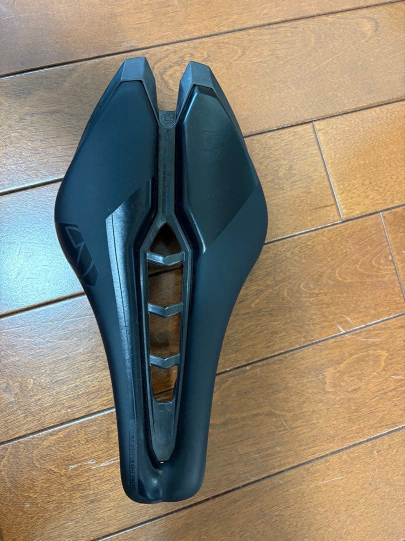 トライアスロン、タイムトライアル愛好家必見！ シマノプロ TSA 1.2 サドル