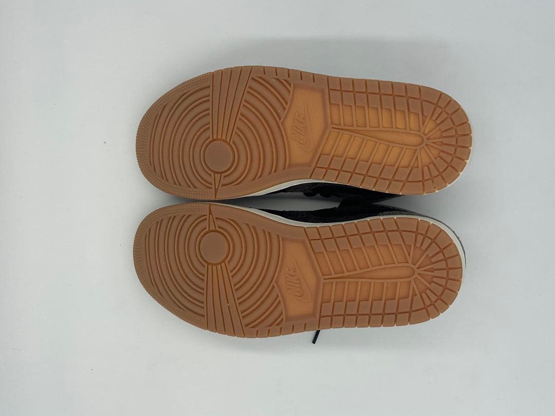 Nike Air Jordan 1 Low ブラック/グレー