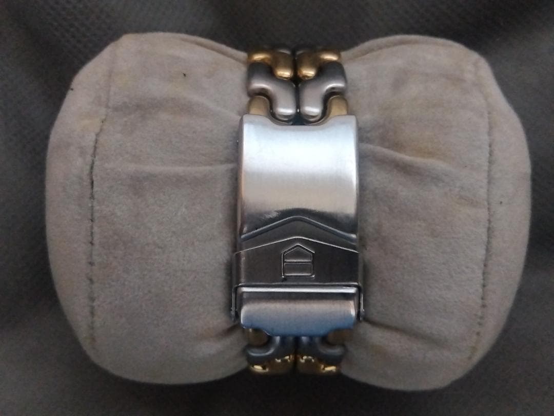 TAG HEUER　タグホイヤー　プロフェッショナル セル　WG1220-K0