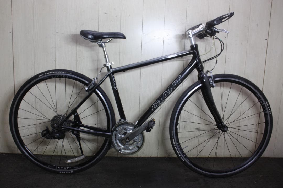 GIANT ESCAPE R3 700C アルミ 24速 465mm GREY色