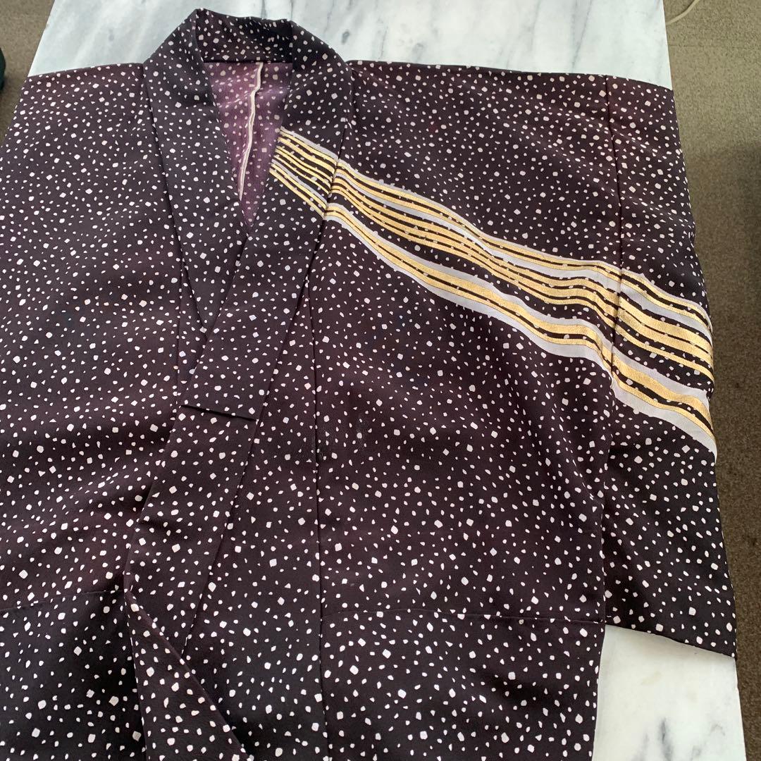 男踊り衣装　黒地に金