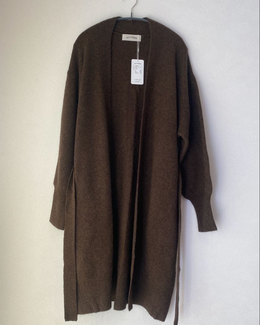 【新品タグ付き】LILLY LYNQUE ヤク混ロングニットカーデ