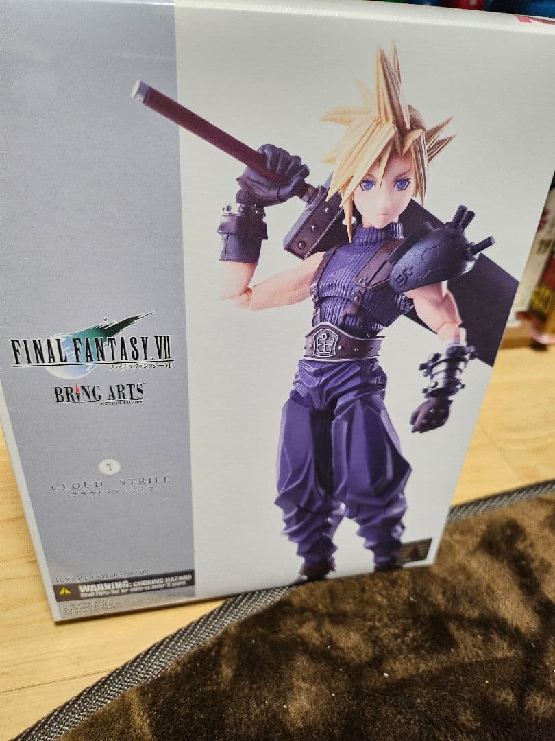 FINAL FANTASY VII BRING ARTS クラウド・ストライフ