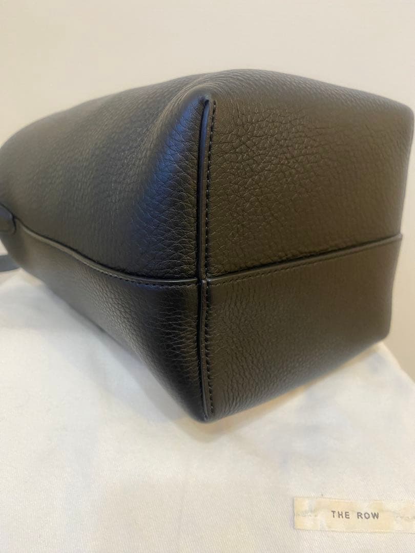 【極美品】THE ROW パークトート スモール 黒　人気色　保存袋付　ザロウ