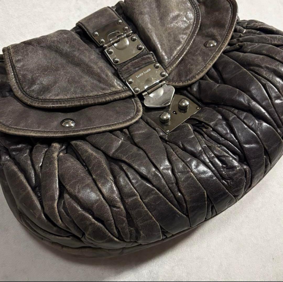 バッグ Y2K archive MIUMIU Matelasse leather bag