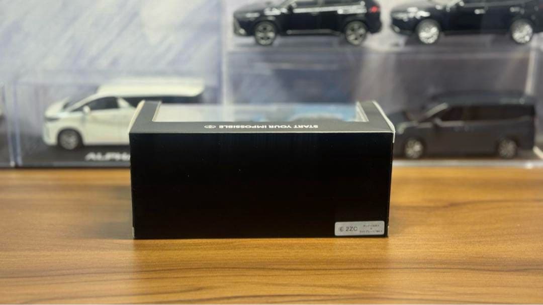 トヨタ　ランドクルーザー　250 カラーサンプル　ミニカー