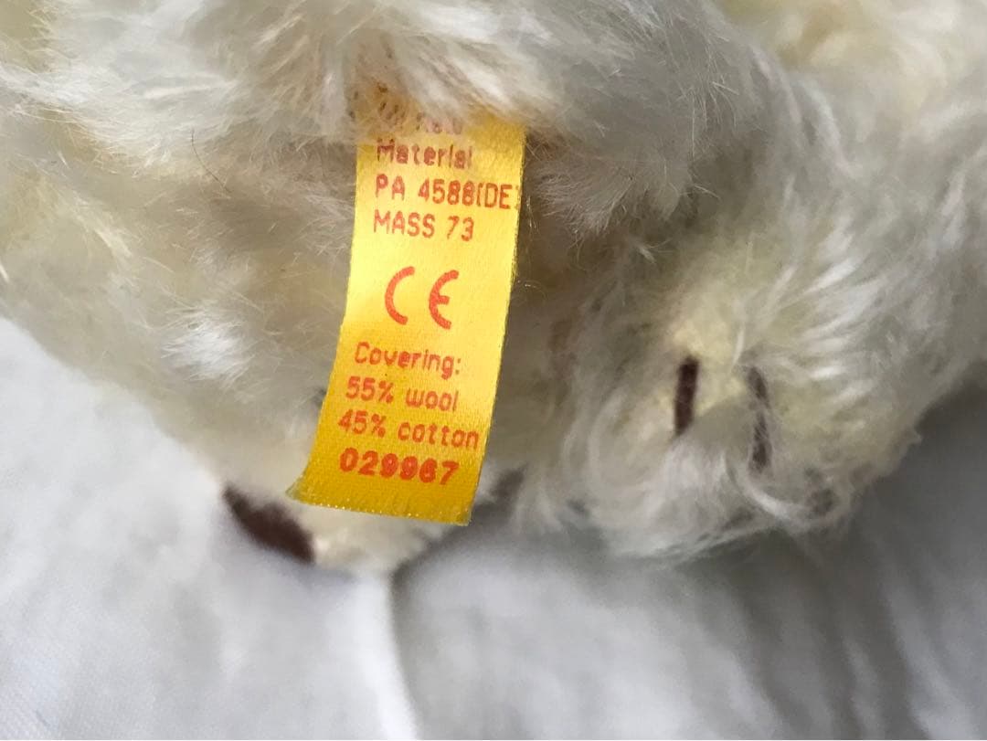 Steiff テディベアのZotty