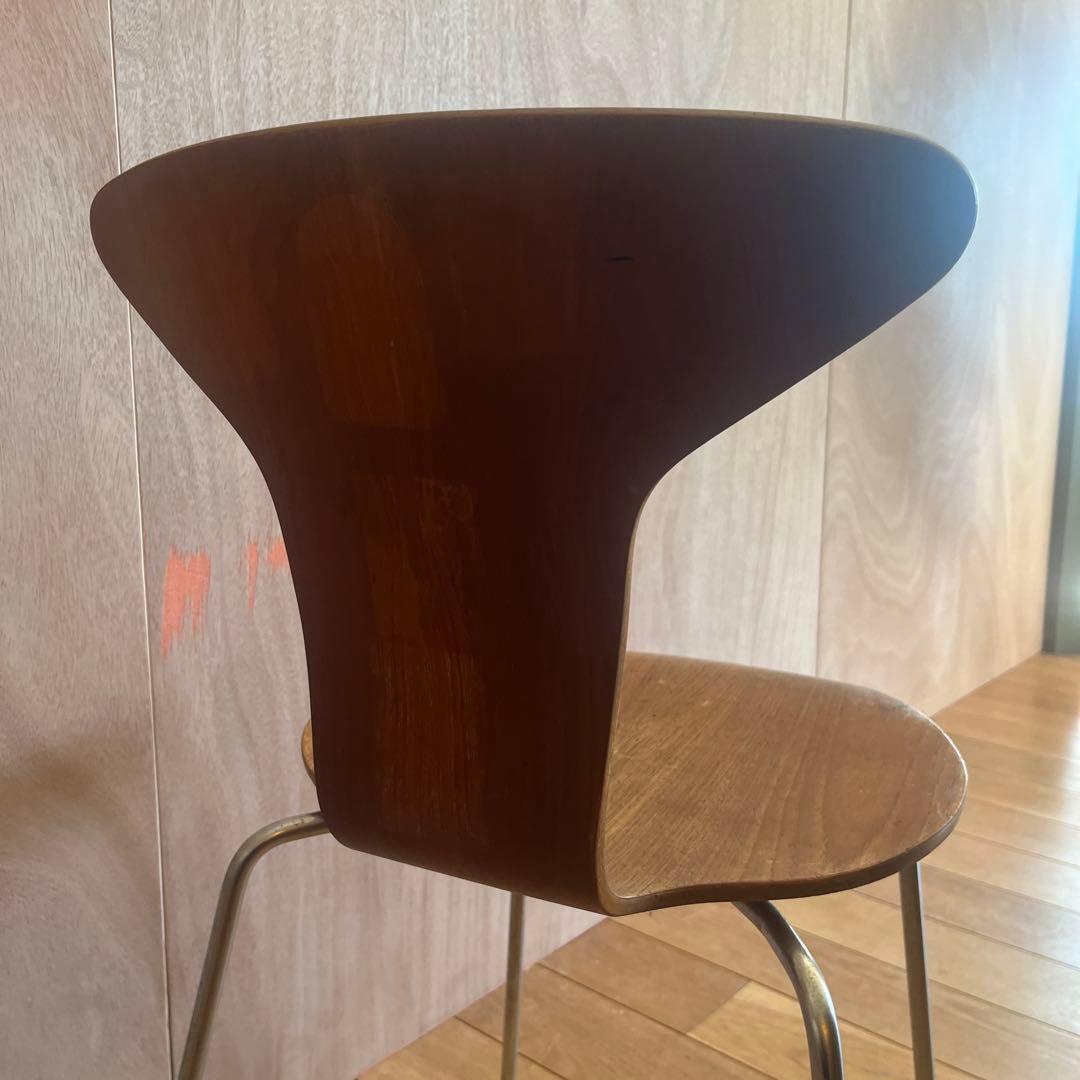 アルネヤコブセン　モスキートチェア