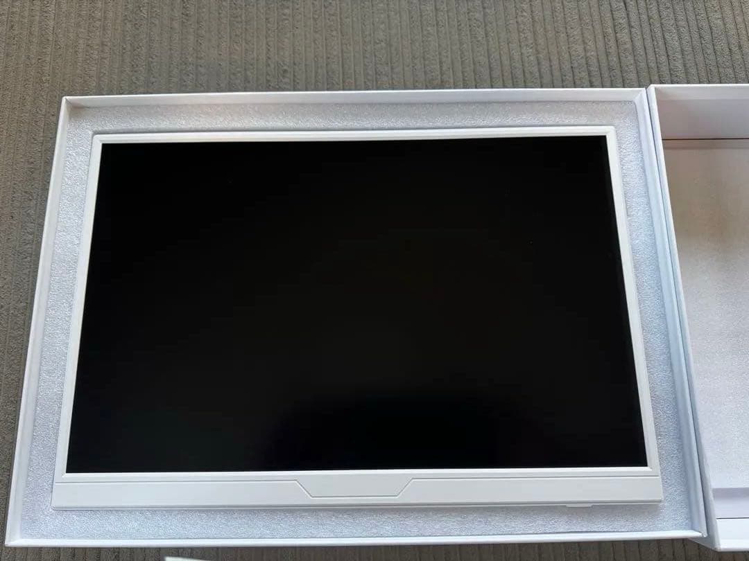 値引き中　UPERFECT モバイルモニター 16インチ 120Hz