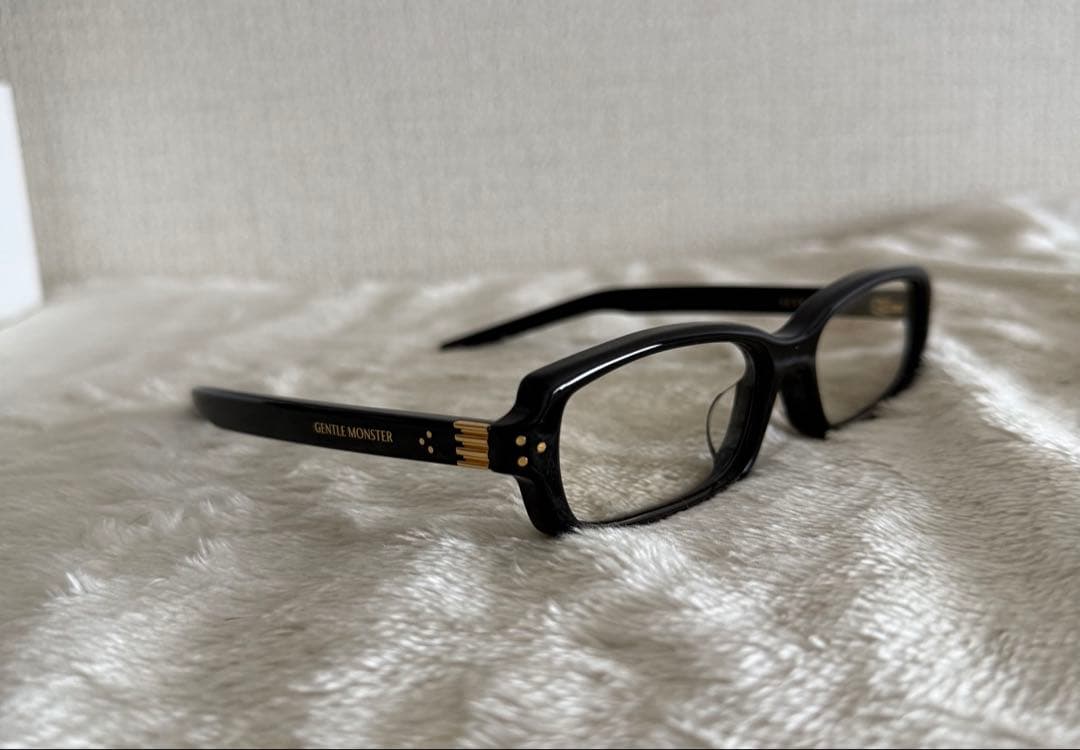 Gentle Monster Slyk 01調光レンズ