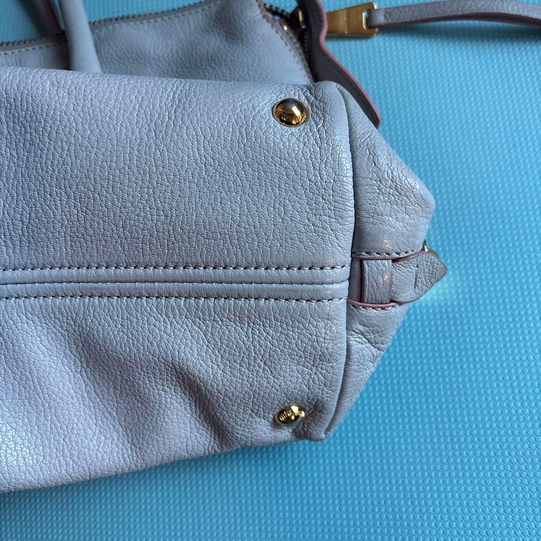 Miu Miu ライトグレー ハンドバッグ