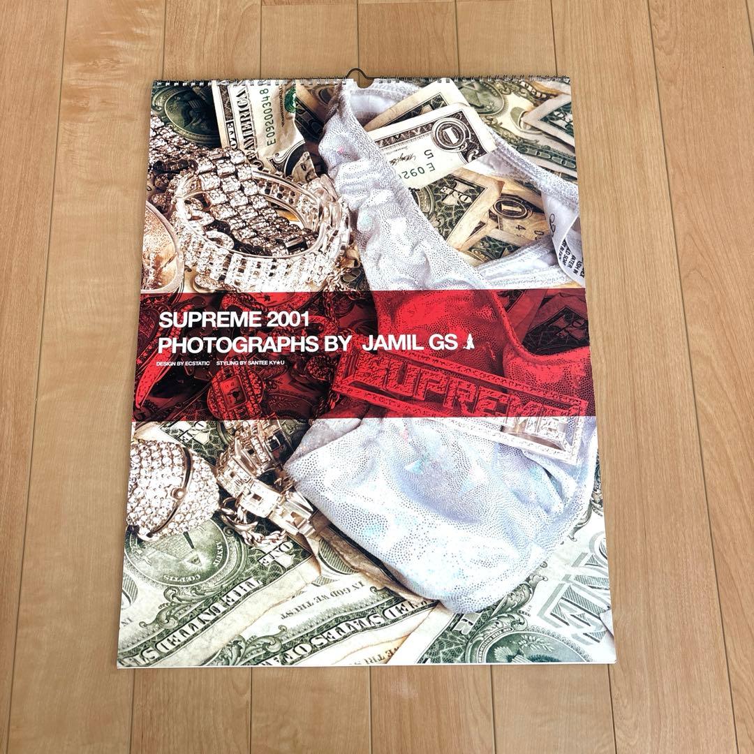 小物 SUPREME 2001 PHOTOGRAPHS BY JAMIL GS