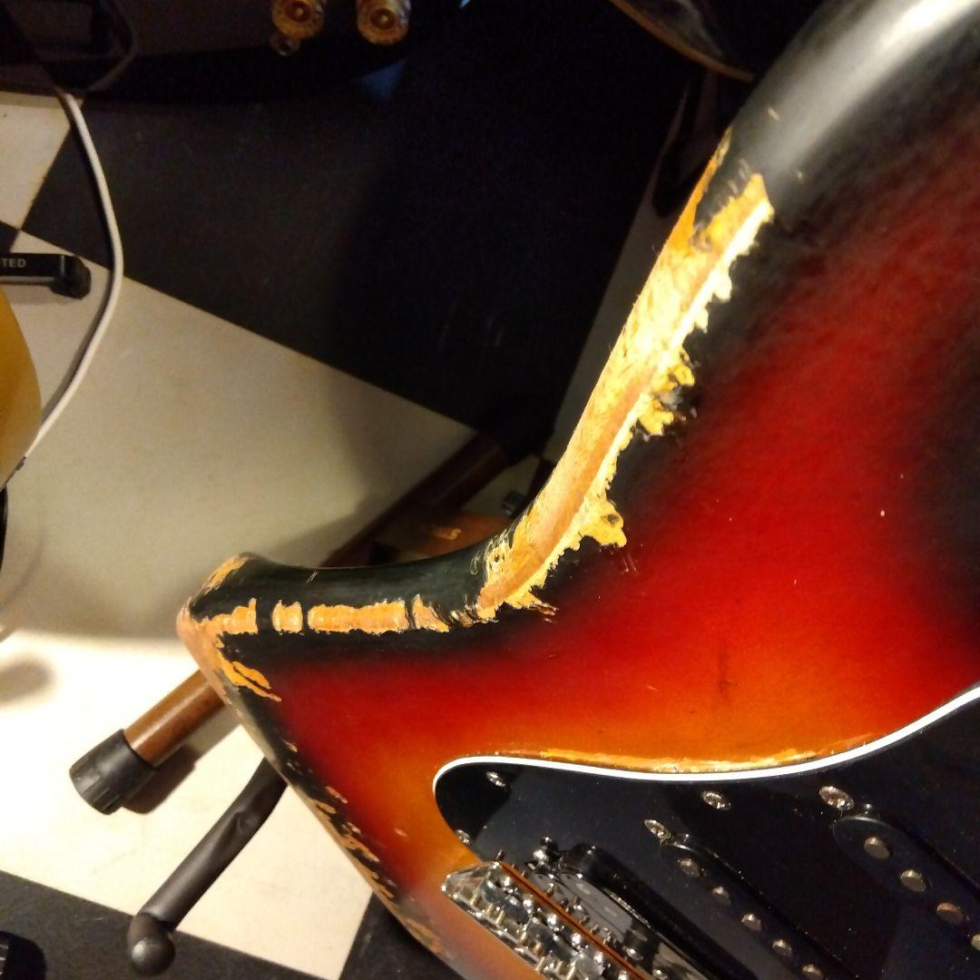 レリック、ストラトキャスター サンバースト！コンポーネントギター！