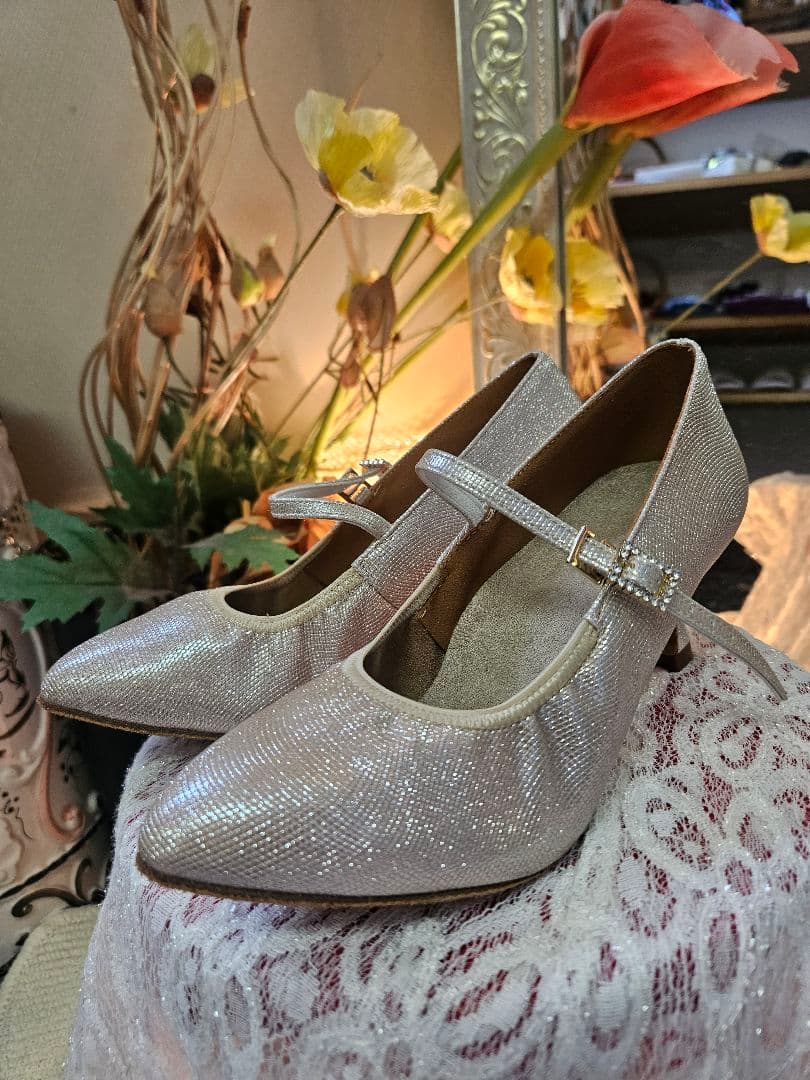 社交ダンススタンダードシューズ新品22センチ