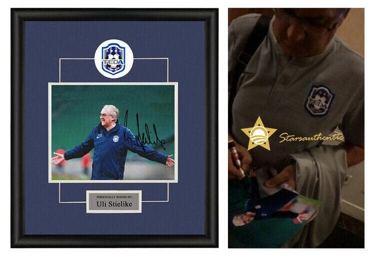直筆サイン入り写真 ウリ・シュティーリケ TEDA F.C. SA鑑定済