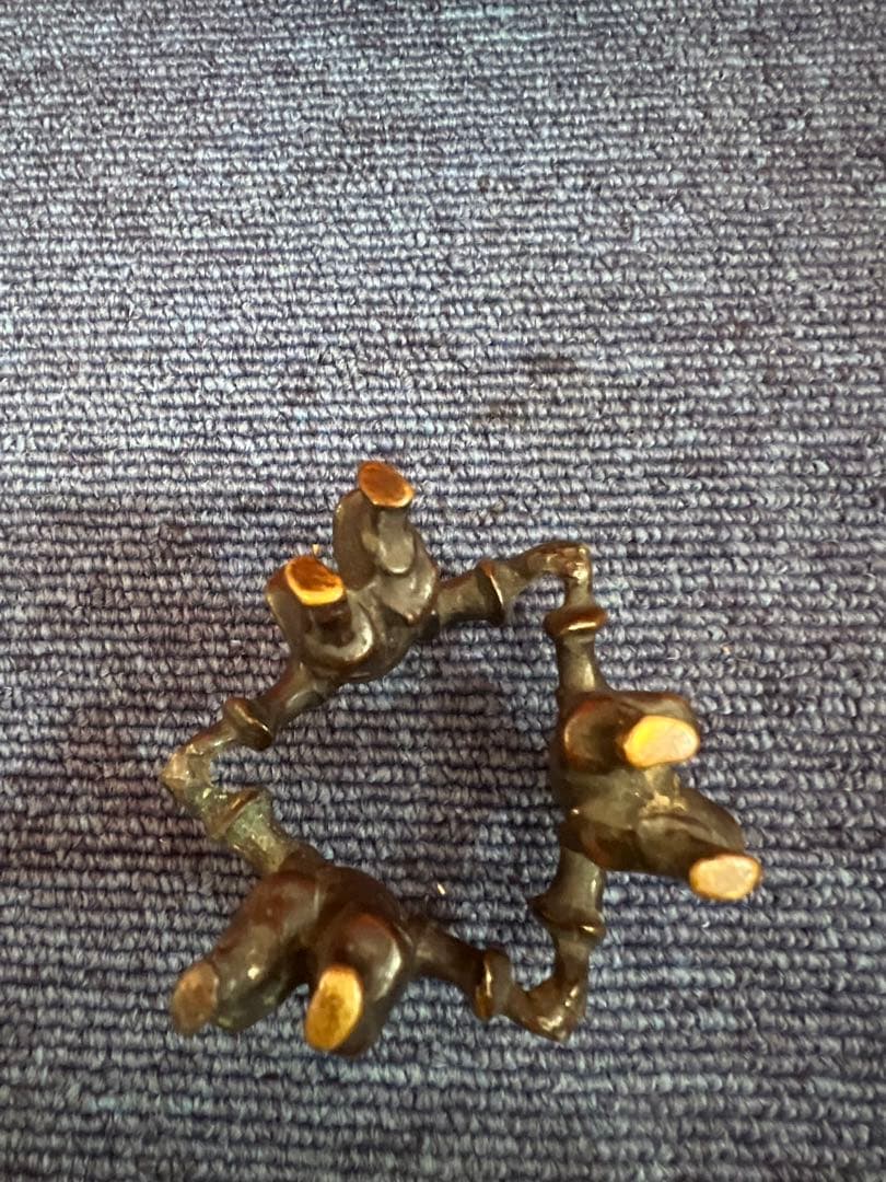 1220  古銅　三閑人　三人形　蒲屋香炉蓋置