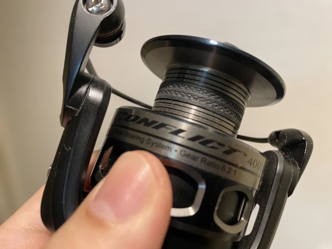 リール PENN CONFLICT 4000