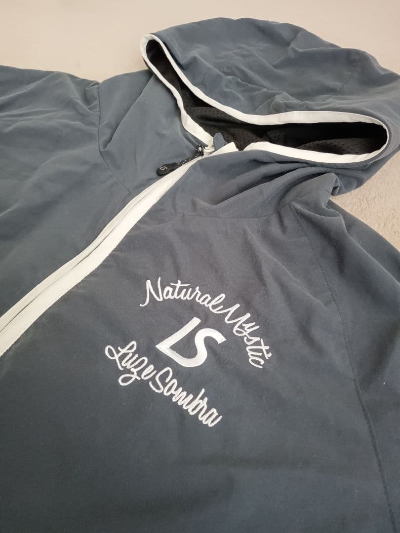 新品LUZe　ルースイソンブラ トップジャケット　フットサル 　サッカージャージ