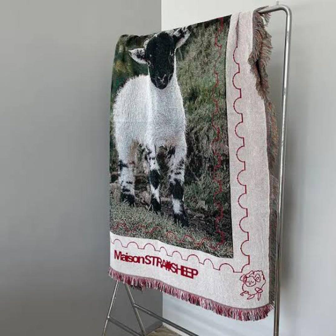 Maison STRA*SH*EP 羊デザインラグ