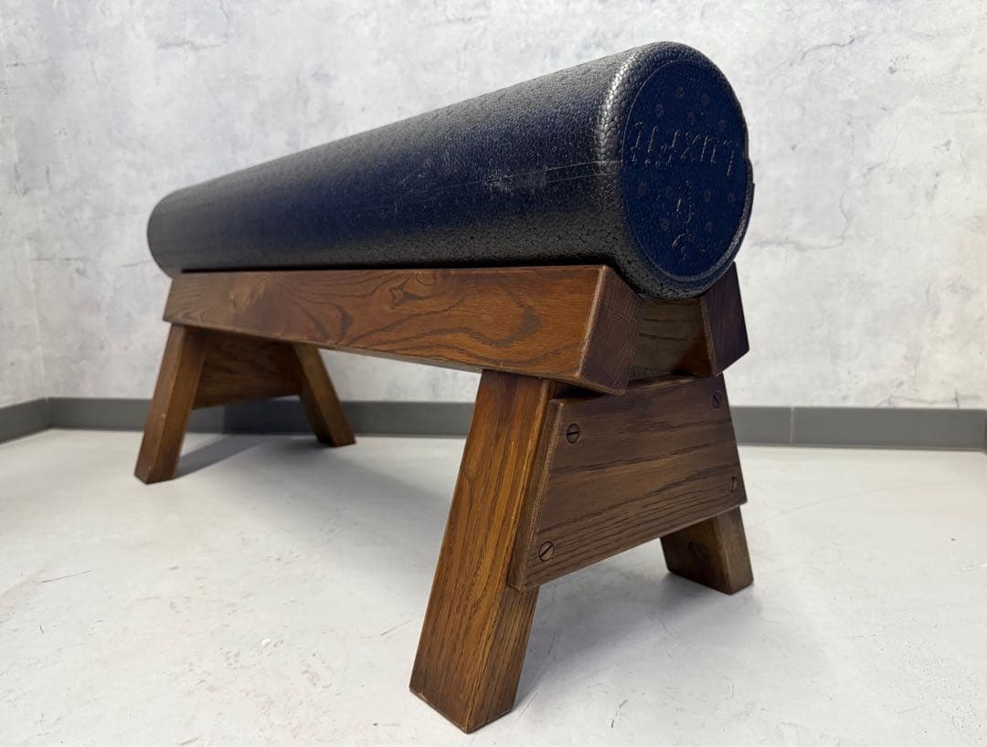 木製　フォームローラー スタンド 楢の木の温もり　セルフケア、ヨガやストレッチに