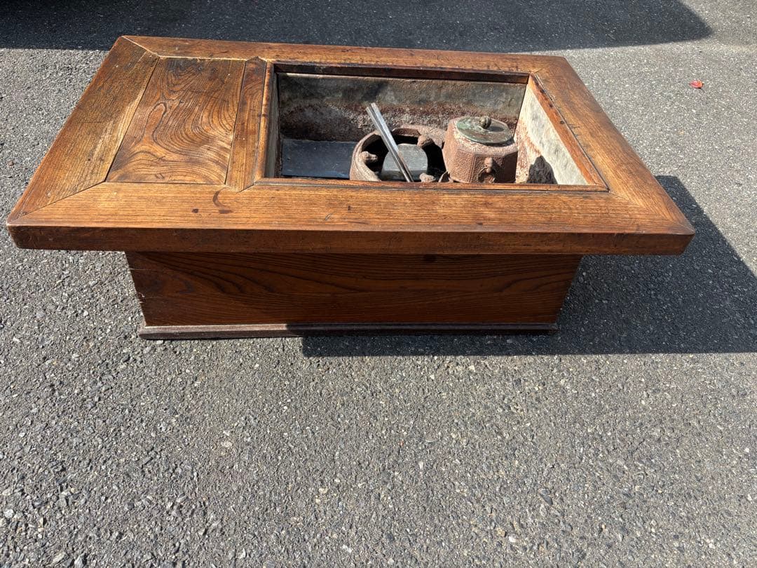 長火鉢　龍文堂酒燗器付　銅蓋　火箸付　囲炉裏座卓 引出し付き　灰付　当時物