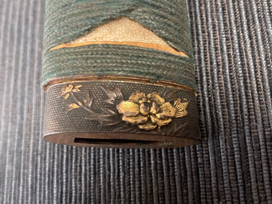 刀装具　大刀用柄前　柳生傘透かし鉄鍔　葵図目貫(江戸時代)