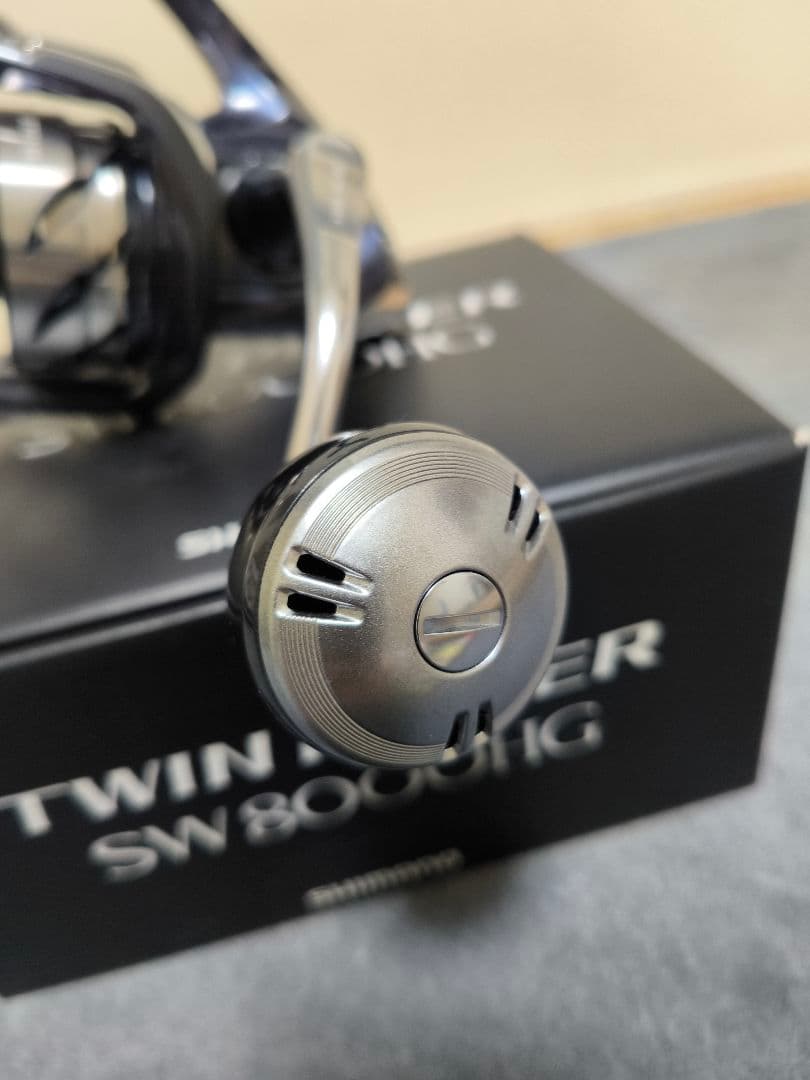 極美品　シマノ　ツインパワー　SW 8000HG　スピニングリール