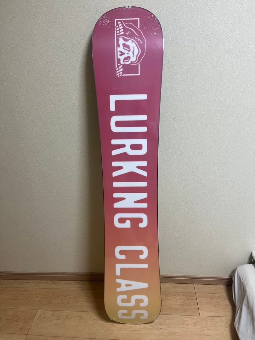 2024-2025モデルLURKING CLASS FIRE SKULL 153