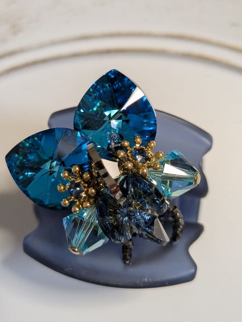 コンプレックスビズ スワロフスキー中クリップ