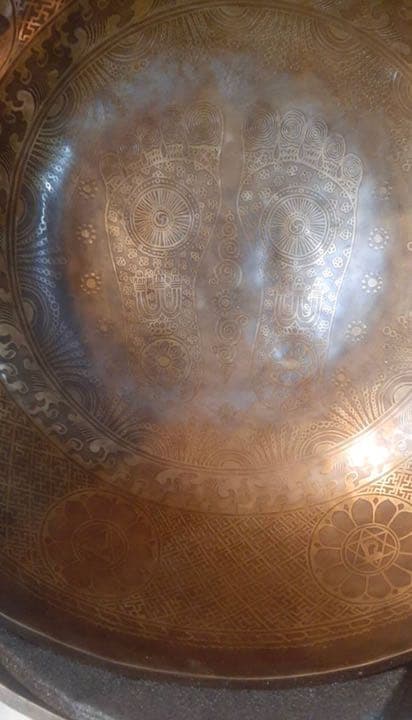 シンギングボウル　約30m  Buddha pada 仏陀御御足デザイン2