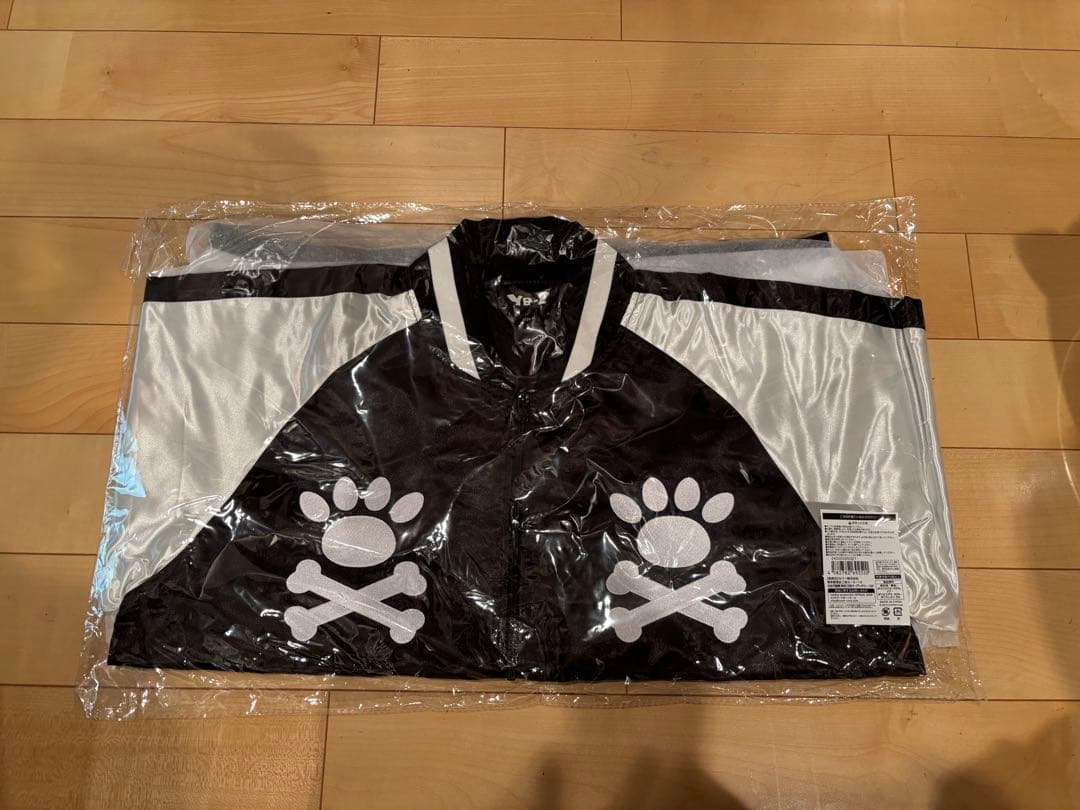 ころねが着ているスカジャン