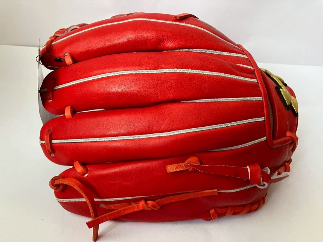 アンダーアーマー　硬式　アンディナイアブル 内野手用 グローブ