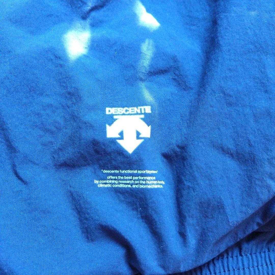 新品デサントオルテライン チタニウムサーモベスト XLサイズ