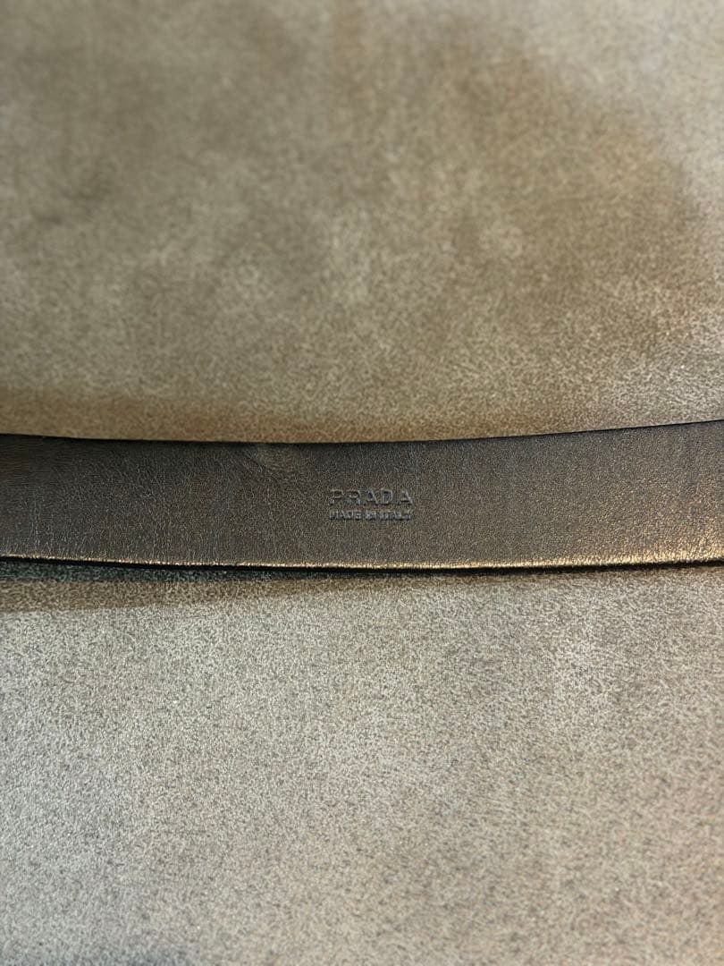 PRADA ブラック レザーベルト