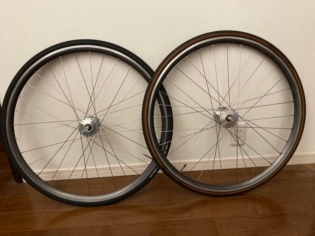 フィルウッドハブ　H PLUS SON 前後