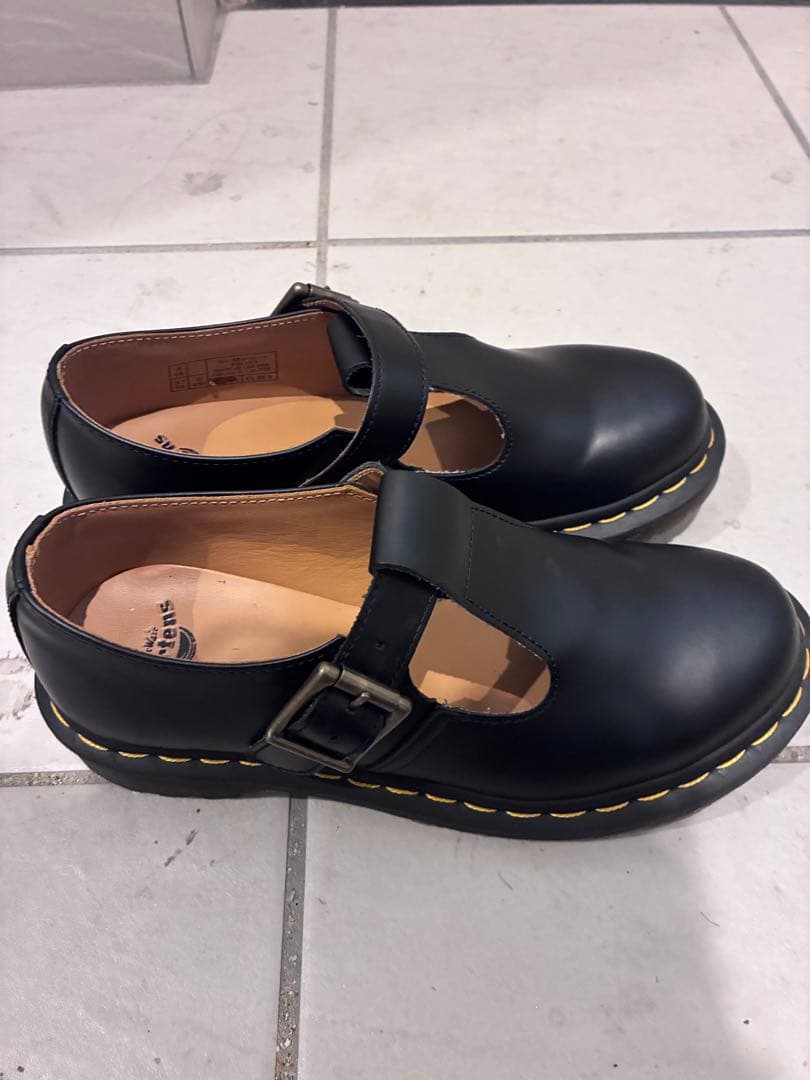 Dr. Martens ブラック メリージェーン シューズ　Tバー