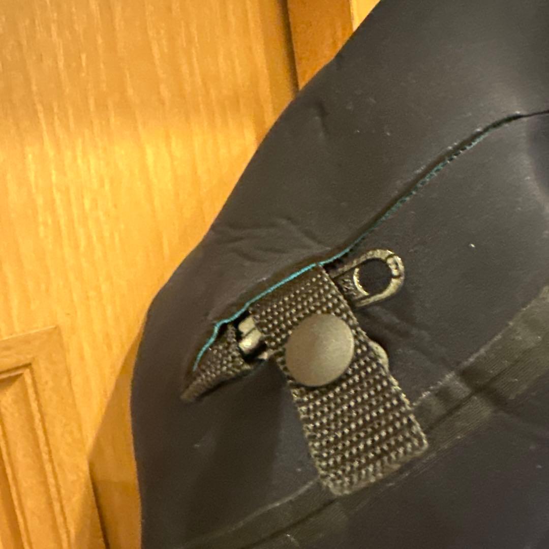 ROXY ブラック ドライスーツ超美品 Mサイズ