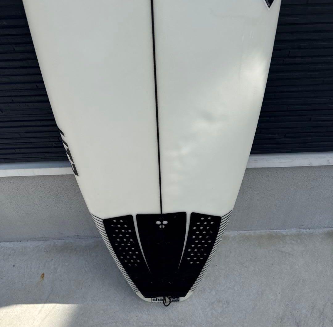 SHARP EYE シャープアイ サーフボード HT2 5′9 　ケース付き