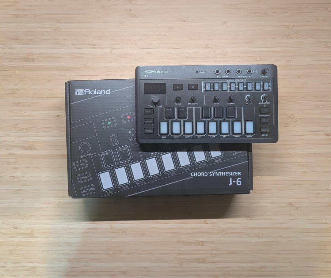 【極美品】Roland J-6 AIRA COMPACT コードシンセサイザー