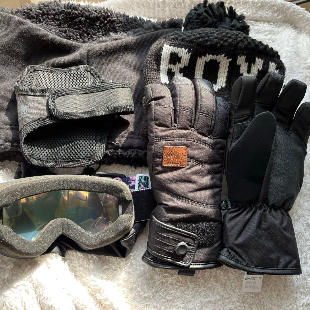 新品未使用　レディース　ウィンタースポーツウェア一式
