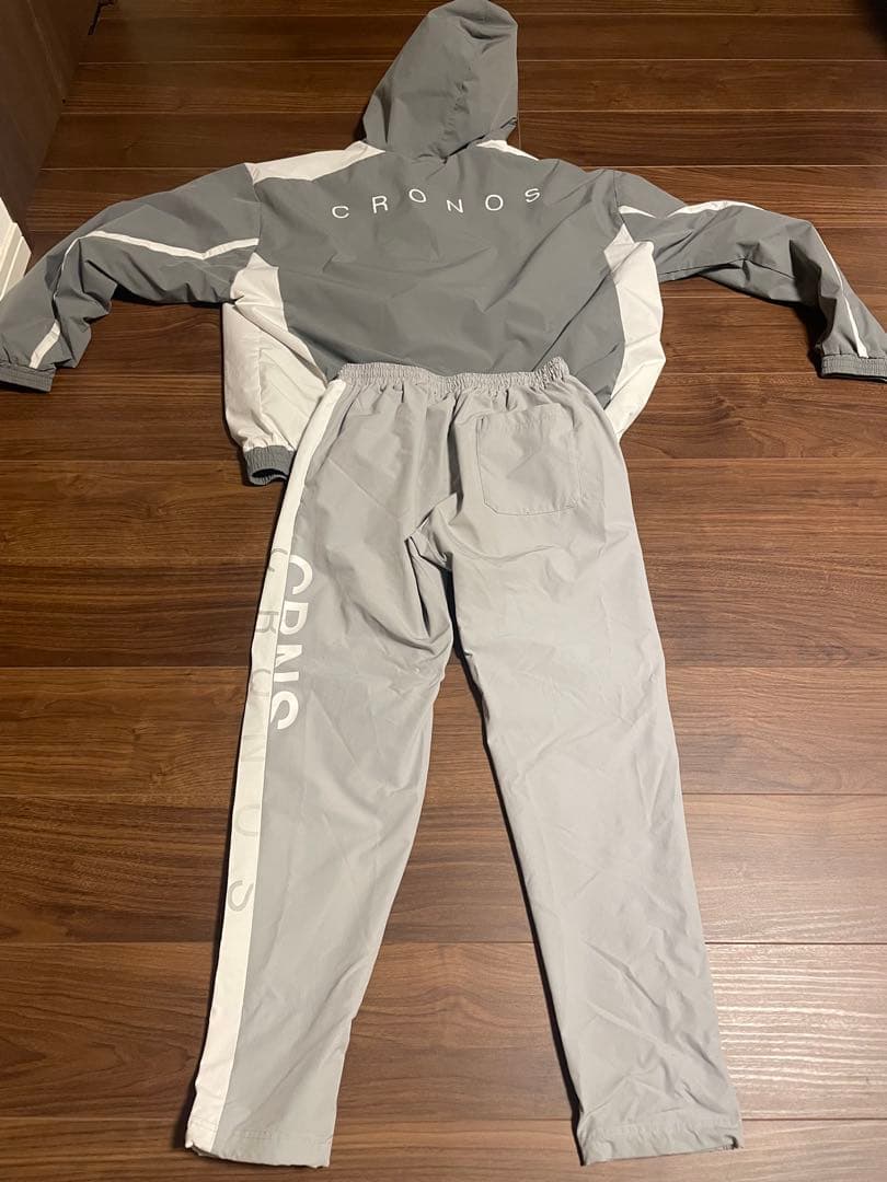 クロノス　ナイロン　セットアップ