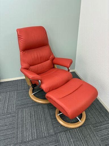【美品】EKORNES ストレスレス チェア 赤　オットマン付